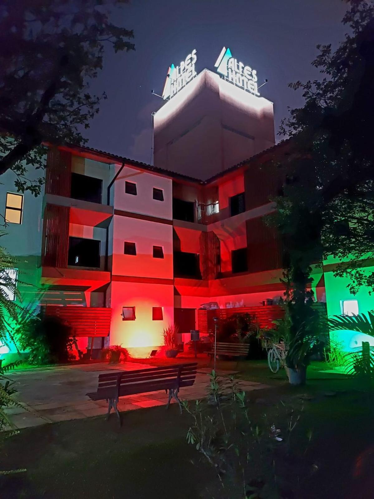 Alpes Hotel Венда-Нова-ду-Имигранти Экстерьер фото